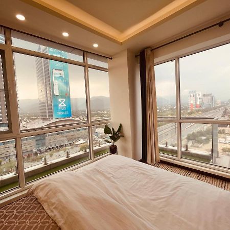 High Rise Presidential Suite In Elysium Opp Centaurus İslamabad Dış mekan fotoğraf
