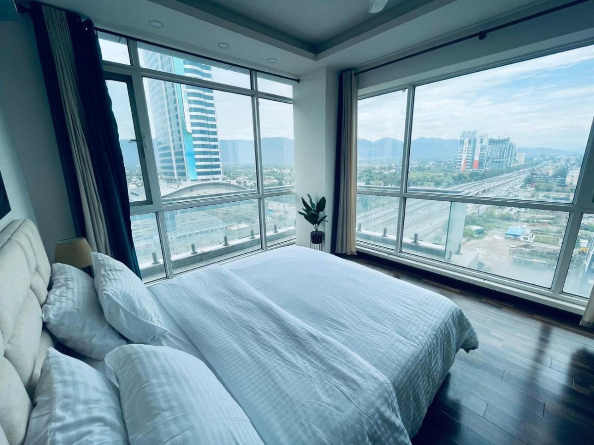 High Rise Presidential Suite In Elysium Opp Centaurus İslamabad Dış mekan fotoğraf