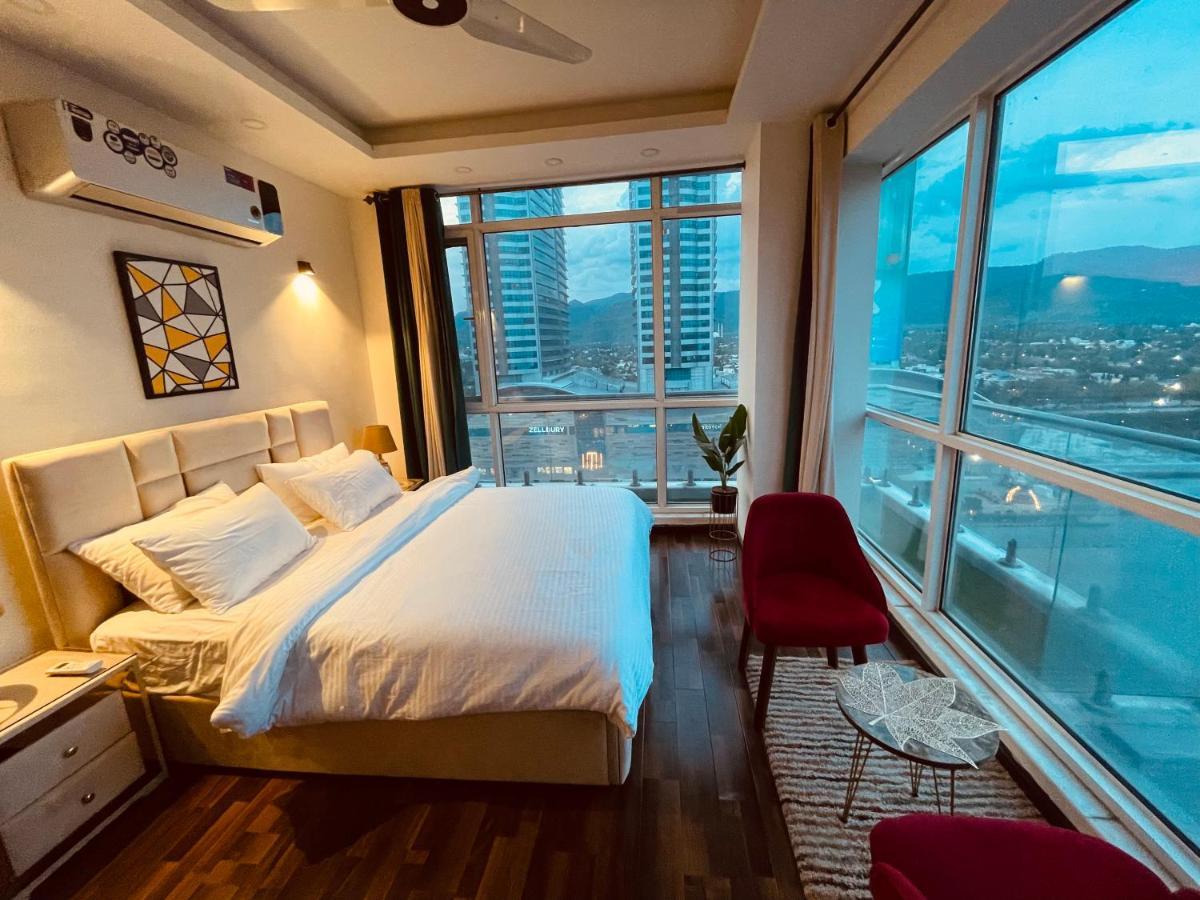 High Rise Presidential Suite In Elysium Opp Centaurus İslamabad Dış mekan fotoğraf
