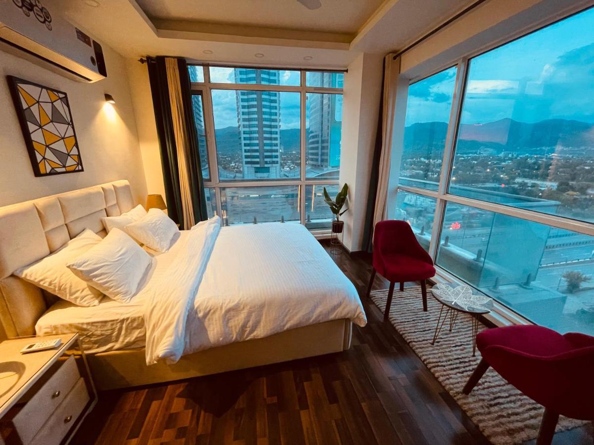 High Rise Presidential Suite In Elysium Opp Centaurus İslamabad Dış mekan fotoğraf