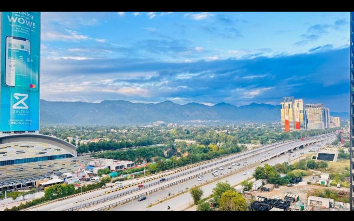 High Rise Presidential Suite In Elysium Opp Centaurus İslamabad Dış mekan fotoğraf
